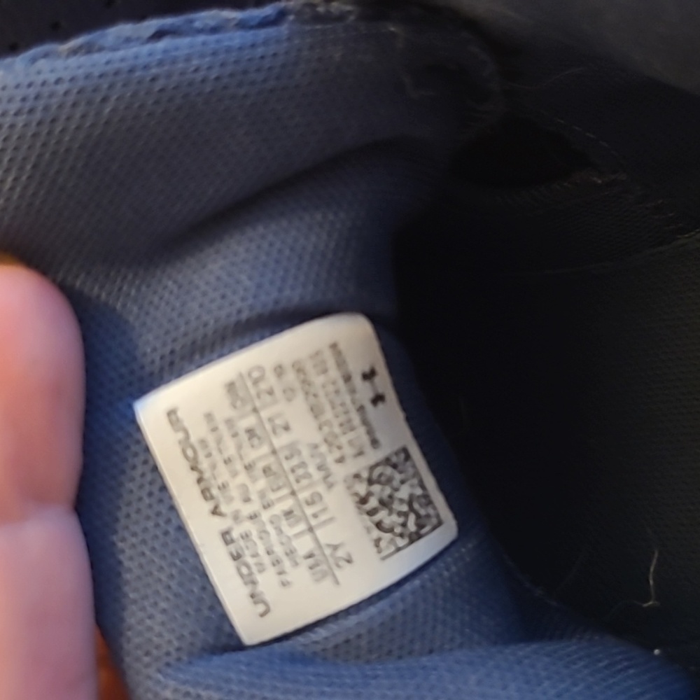 SOLD Under Armour Basketball Shoes Size 2 Y Blue - Picture 5 of 7